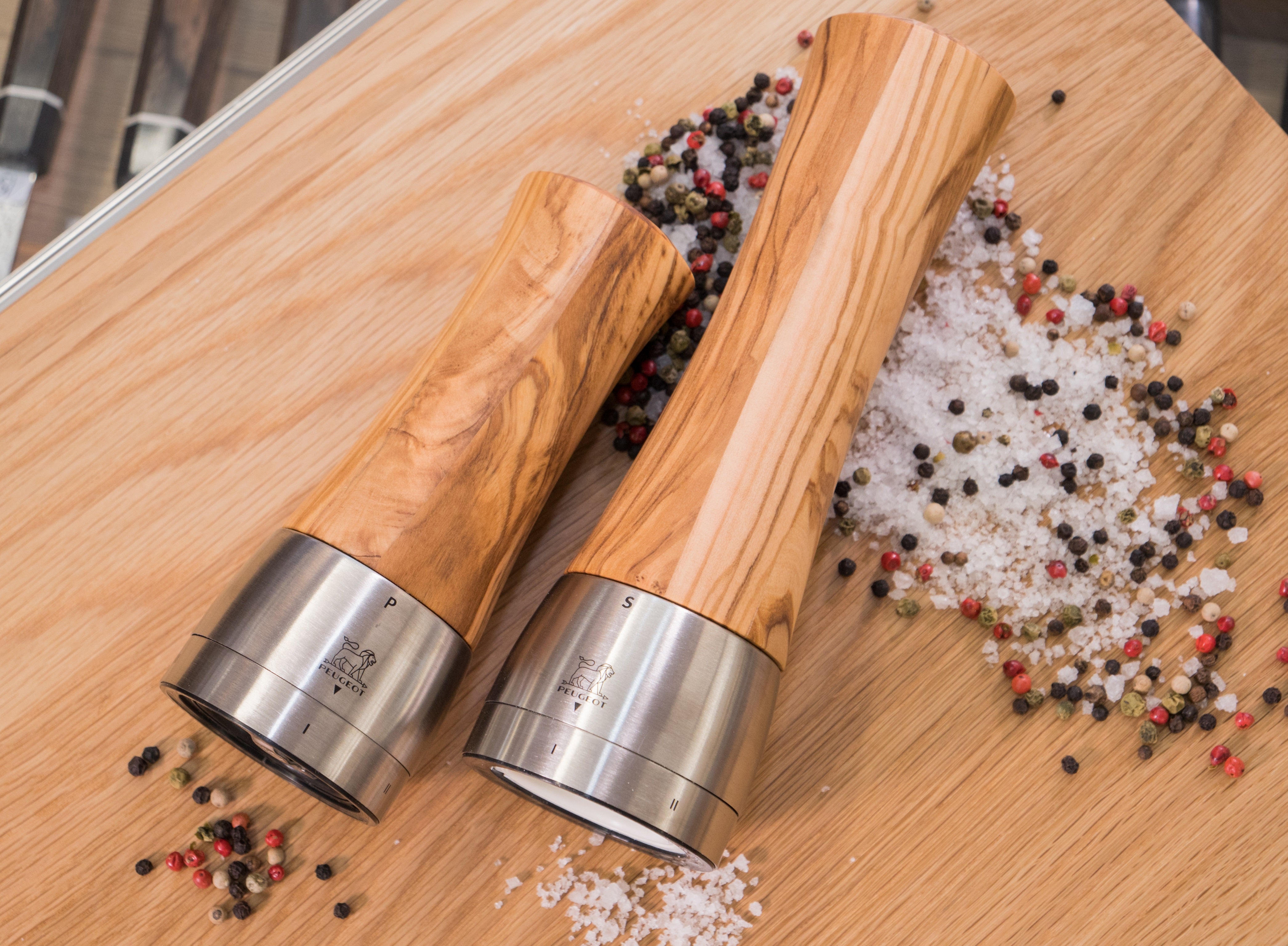 Peugeot Salzmühle Madras 16 cm Olivenholz