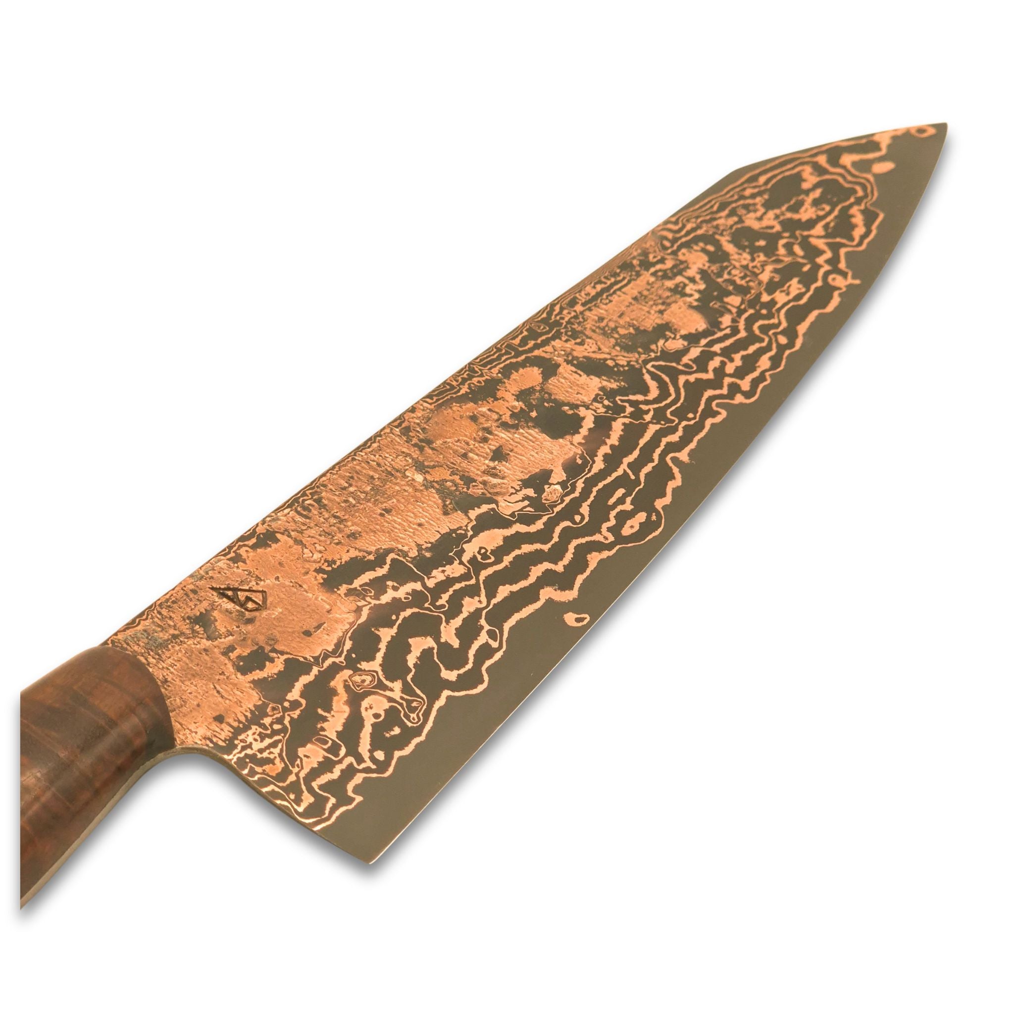 Kalderum Blades, Österreichisches Kochmesser, Kupferdamast mit Apex Ultra Schneidlage, 22 cm