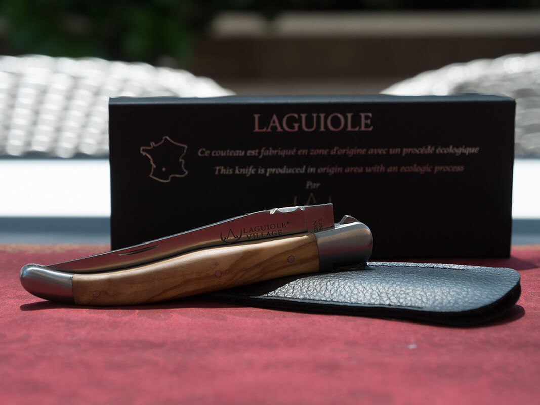 Laguiole Village Taschenmesser Olivenholz matt, 12 cm