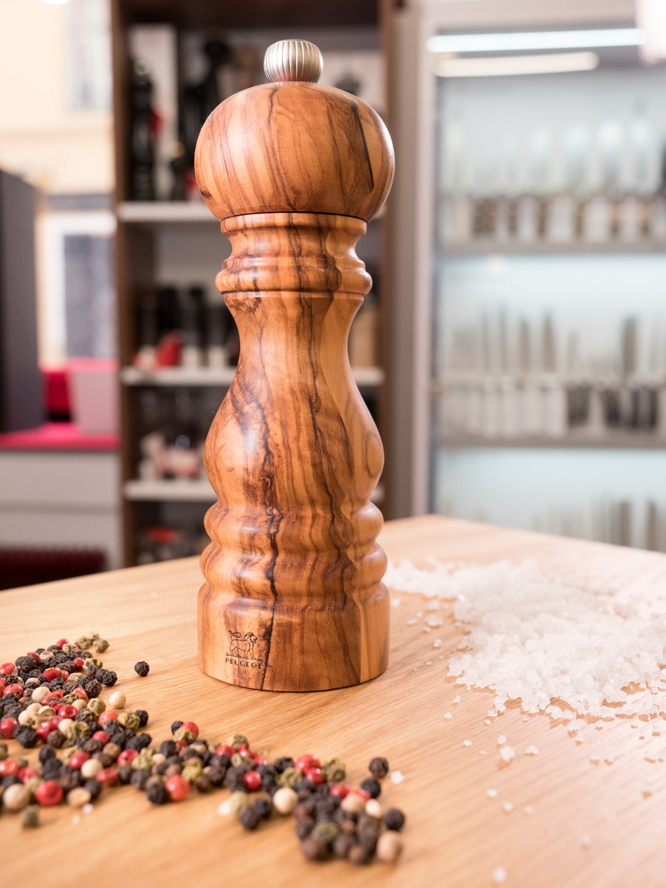 Peugeot Pfeffermühle Paris 18 cm Olivenholz – Scala Die Klingen-Boutique