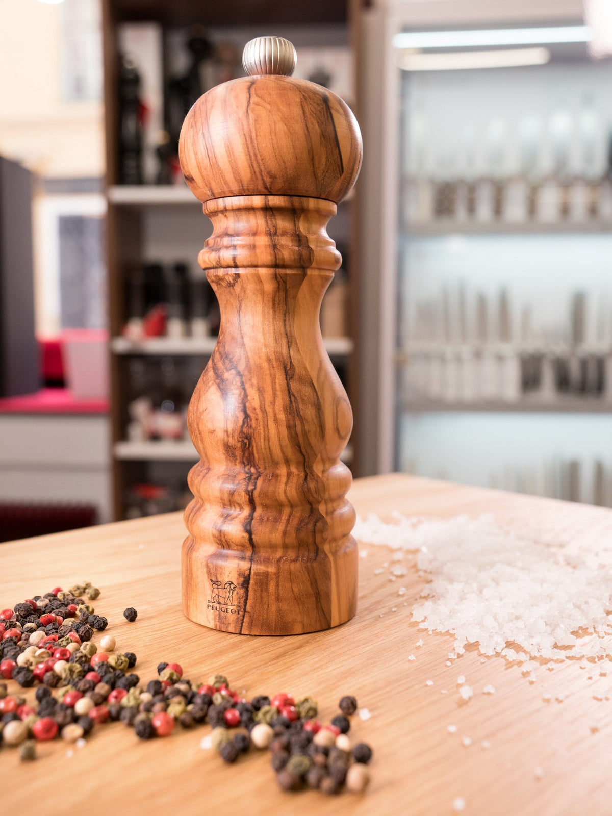 Peugeot Pfeffermühle Paris 18 cm Olivenholz – Scala Die Klingen-Boutique